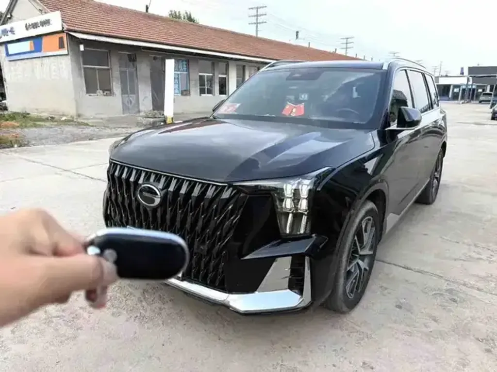 JAC Js8