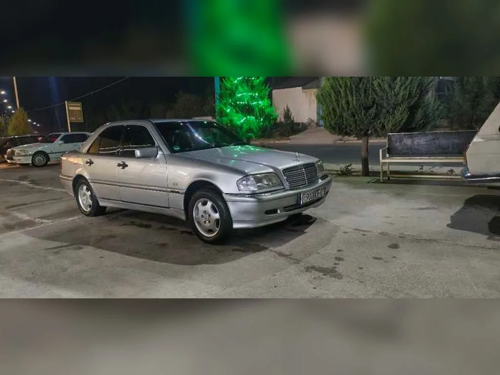 Mercedes-Benz W201