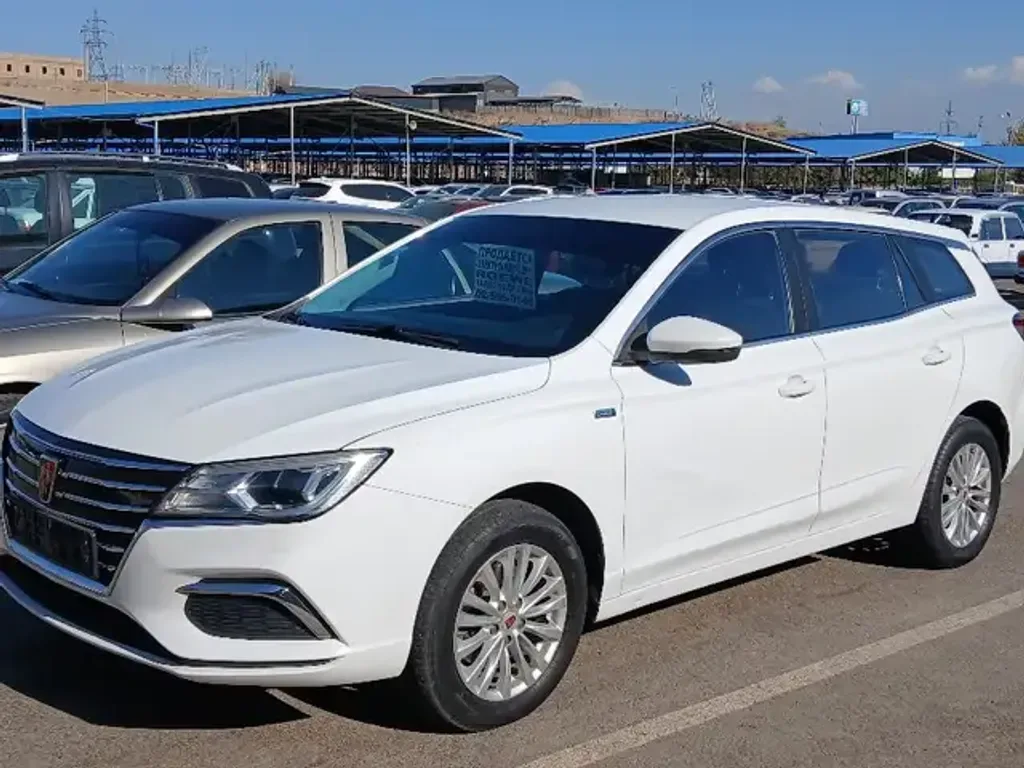 Roewe I5