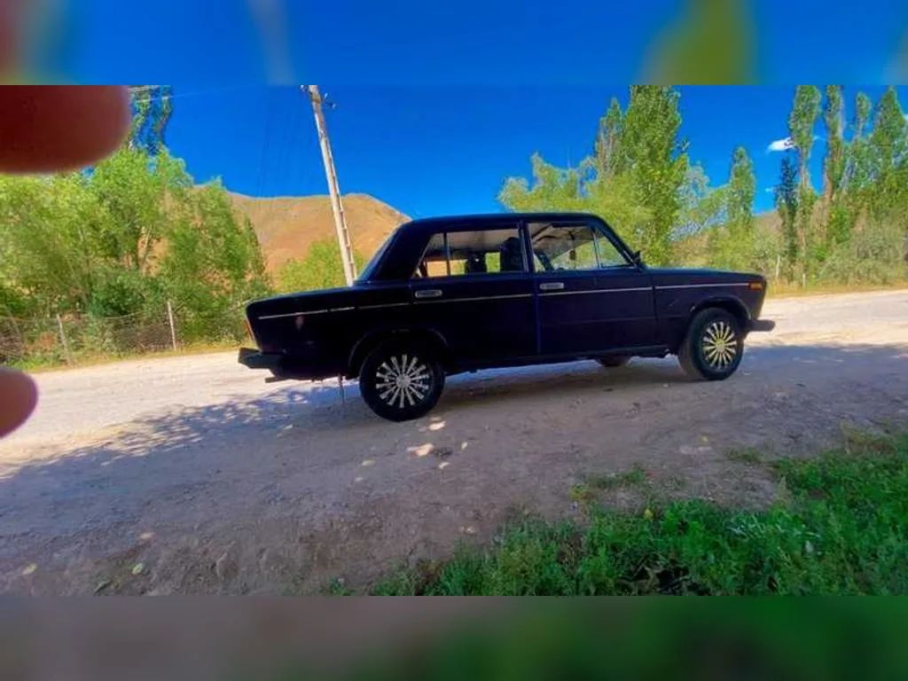 Lada 2106