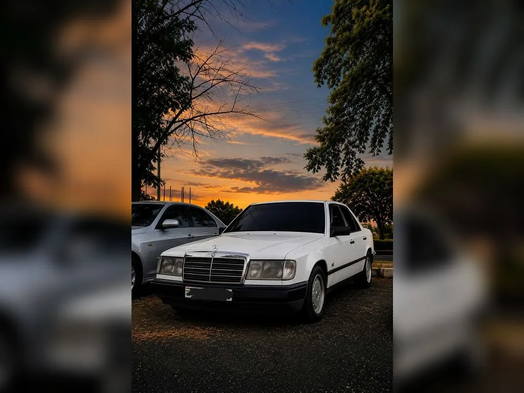 Mercedes-Benz W124