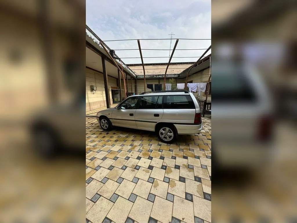 Opel Astra F