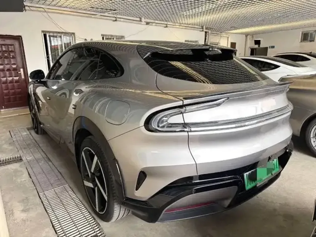 Xiaomi Su7