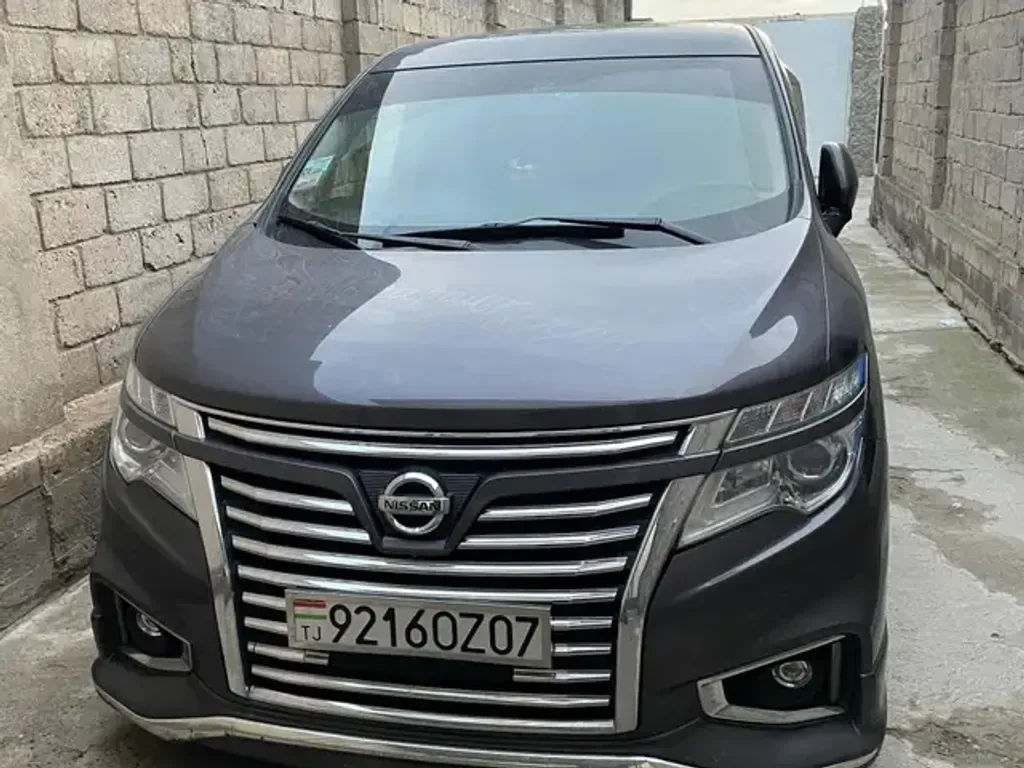 Nissan Elgrand