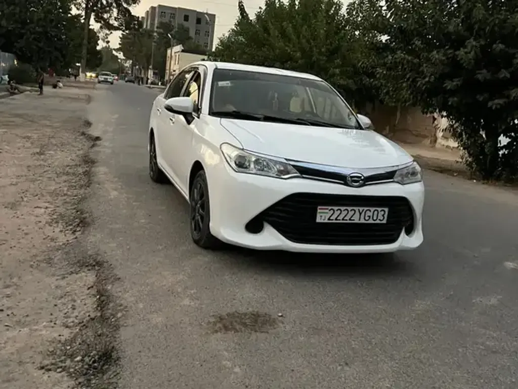 Toyota Axio