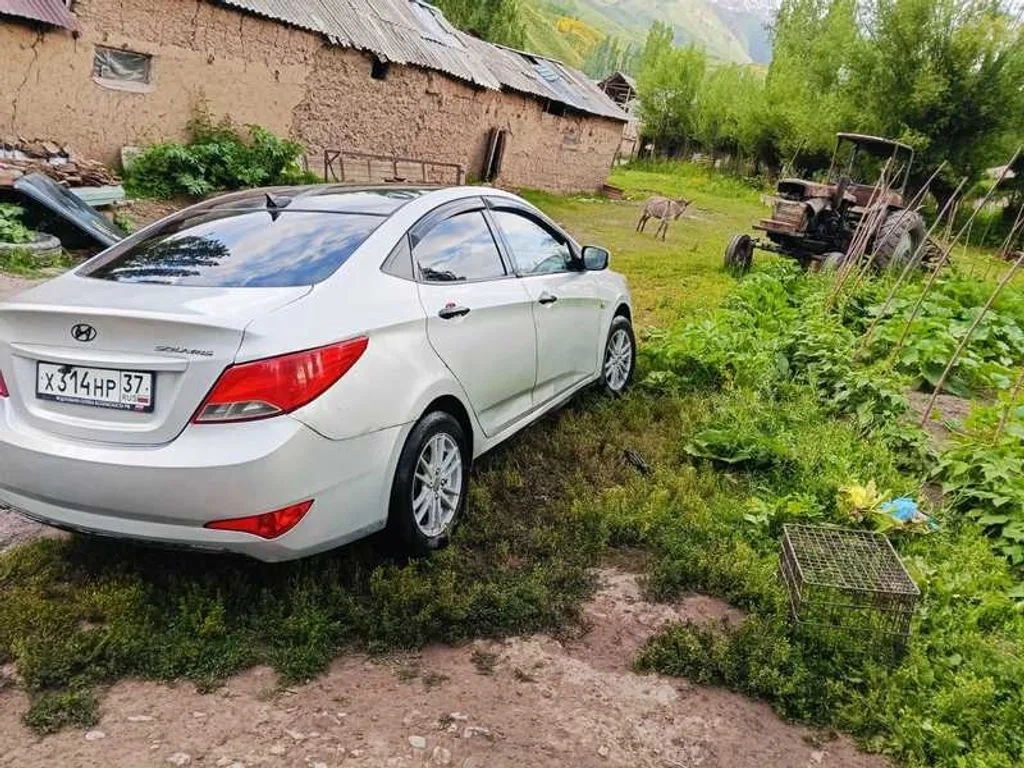 Hyundai Solaris