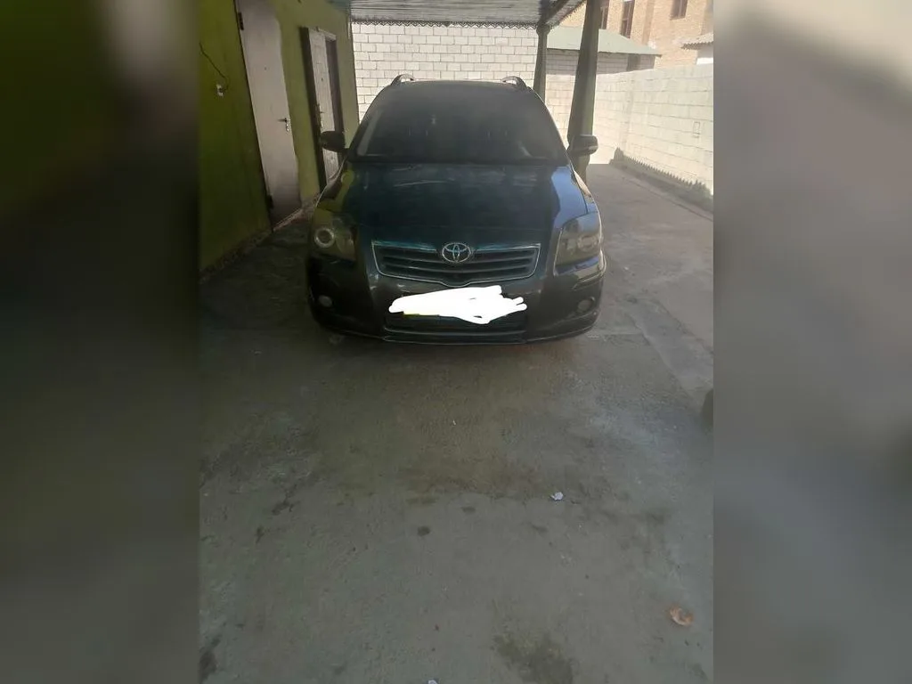 Toyota Avensis Verso