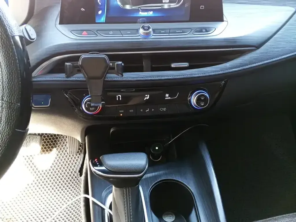 Buick Velite 6