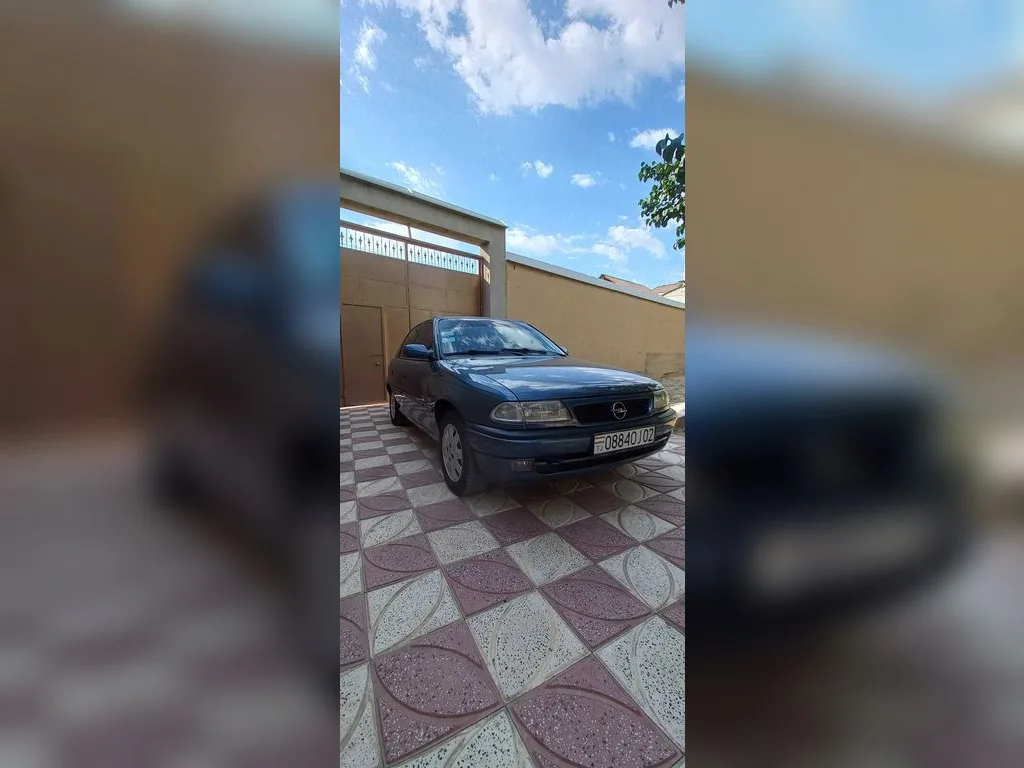 Opel Astra F
