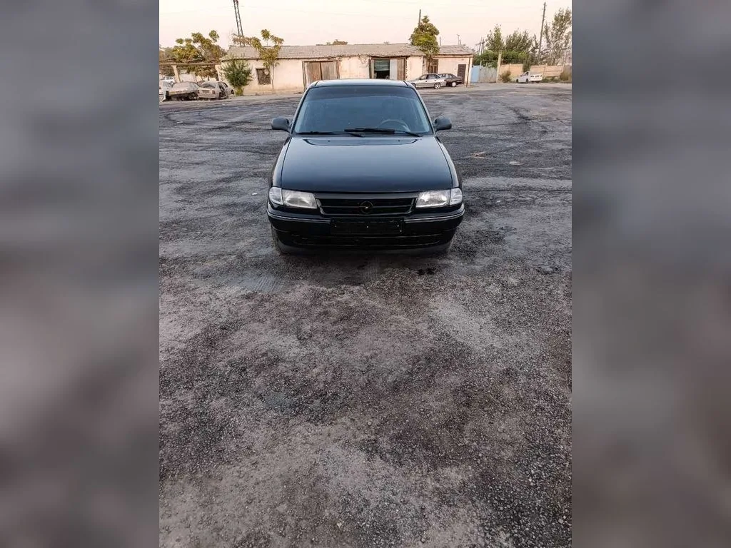 Opel Astra F