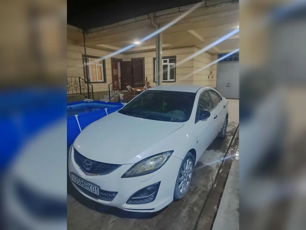 Mazda 6