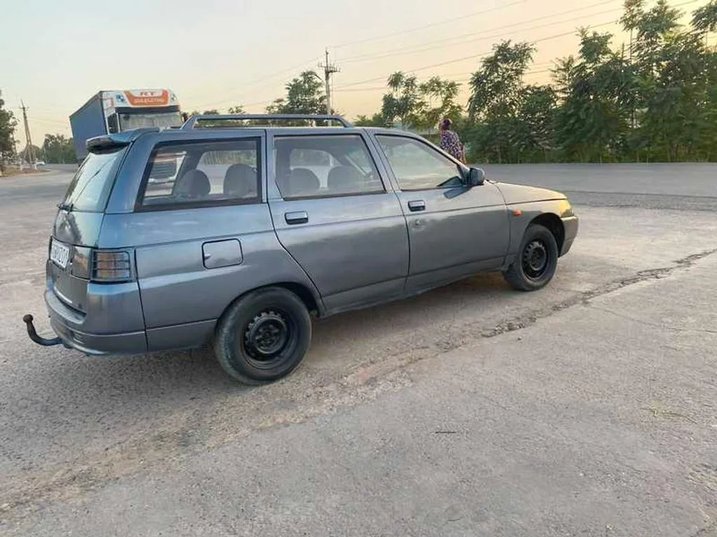 Lada 2110