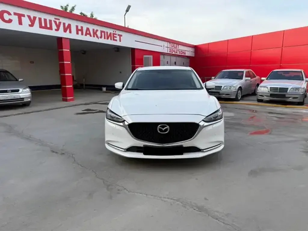 Mazda 6