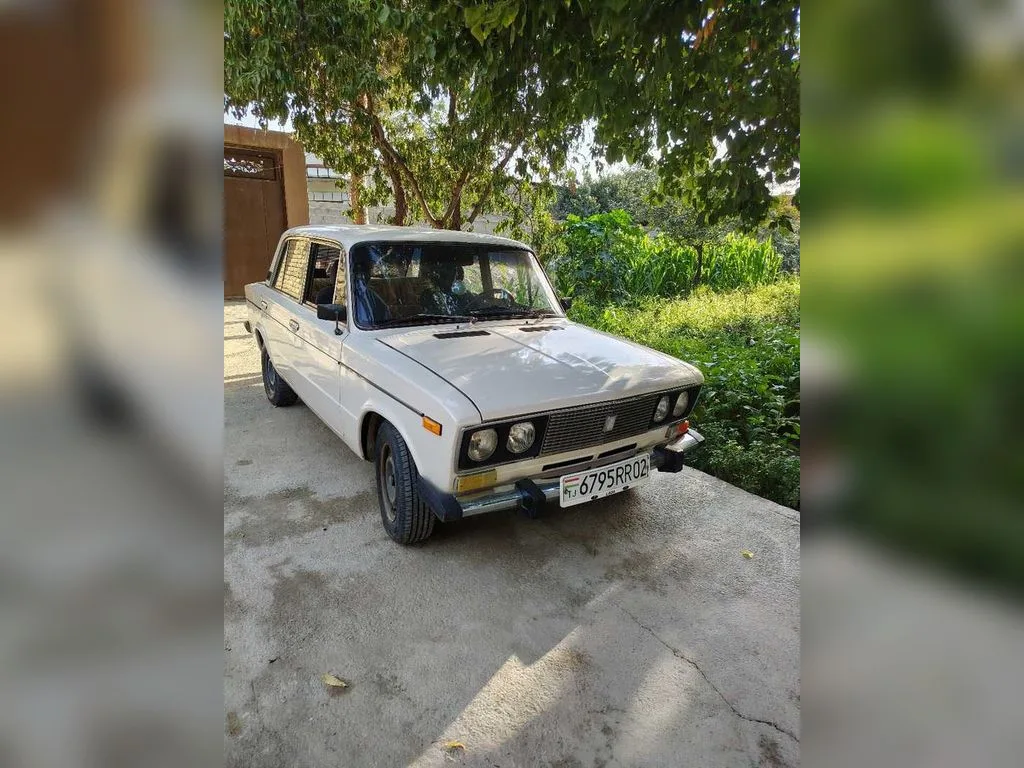 Lada 2106