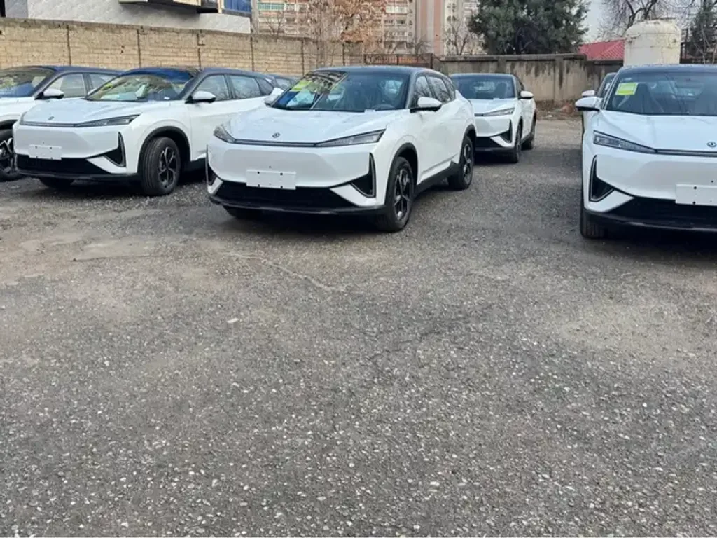 Dongfeng L7
