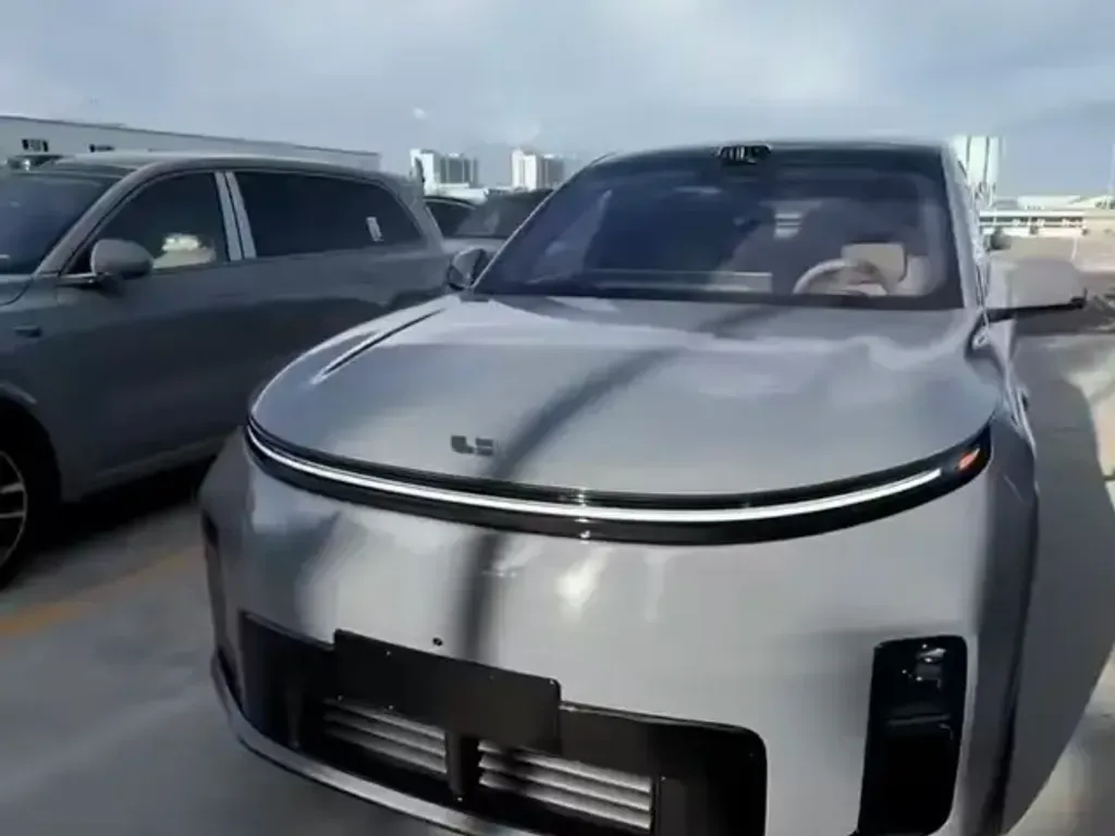 Li Auto Xiang L8