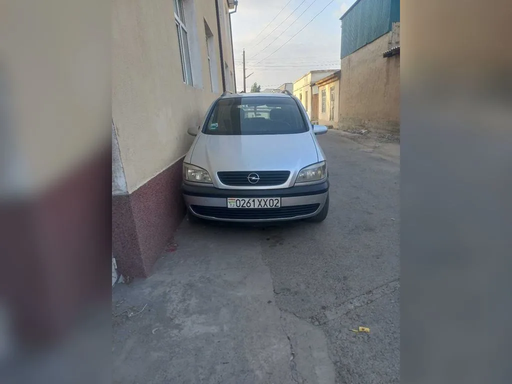 Opel Zafira