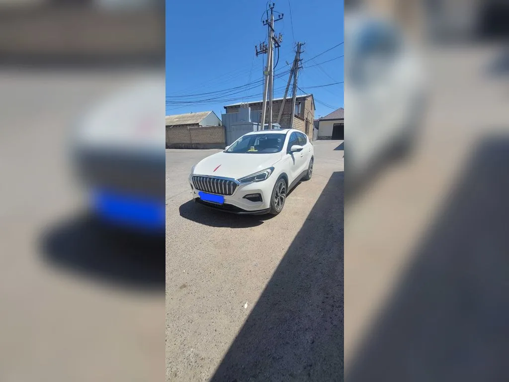 Hongqi E Hs3