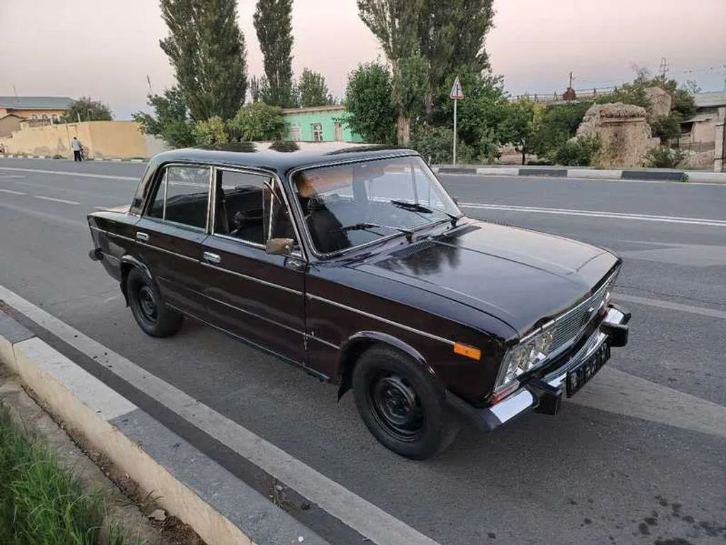Lada 2106