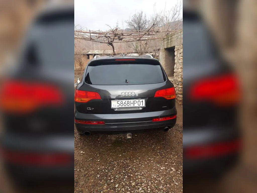 Audi Q7