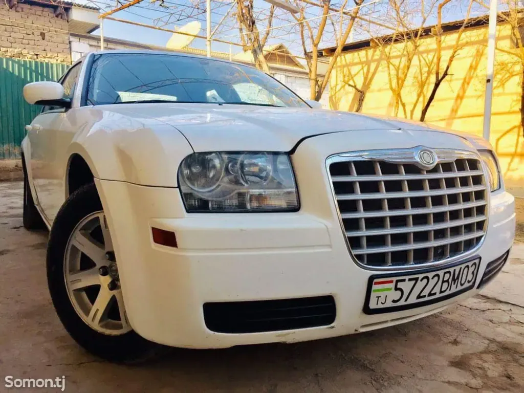 Chrysler 300 M
