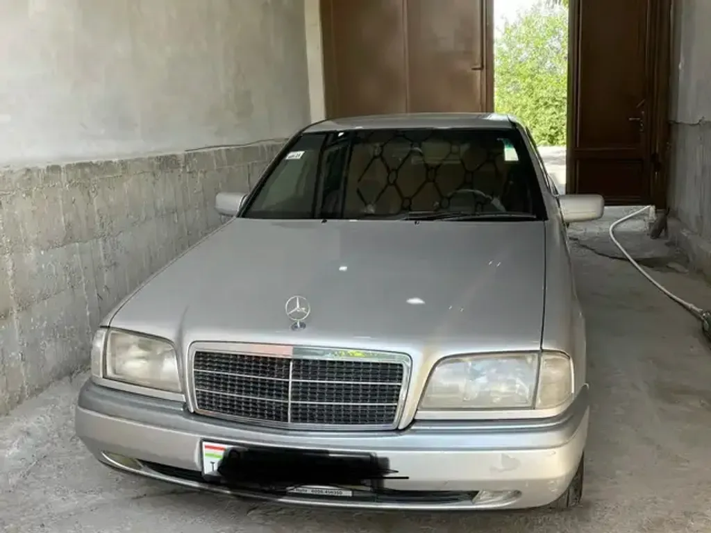 Mercedes-Benz benz-c-class