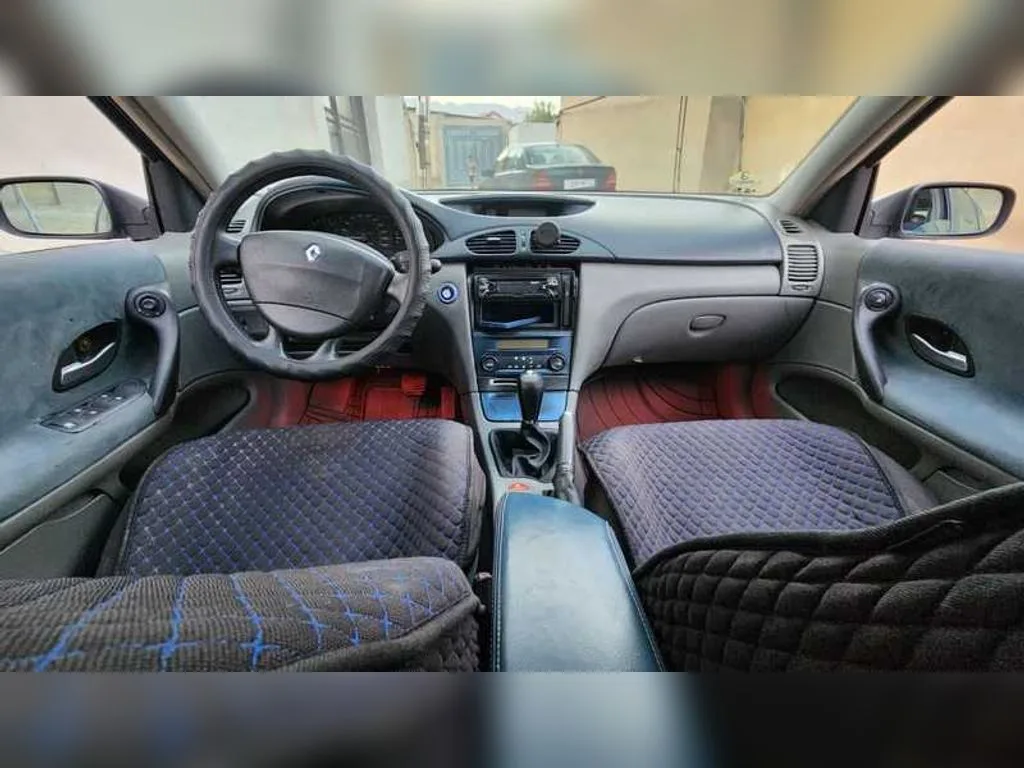 Renault Laguna