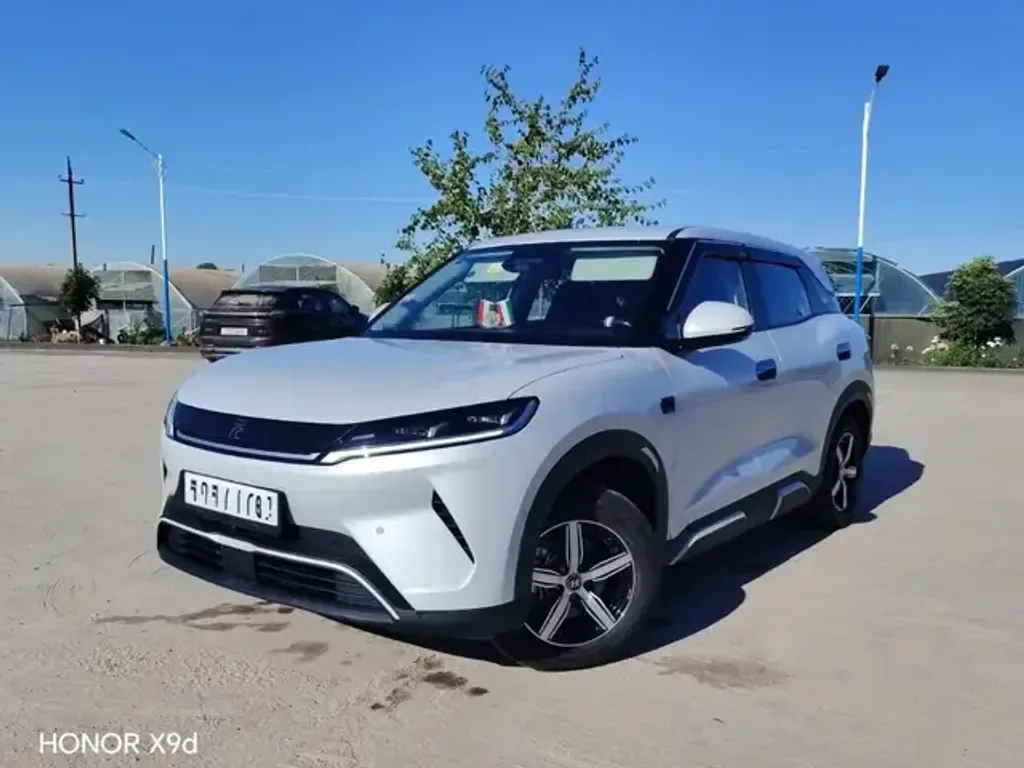 BYD Yuan UP