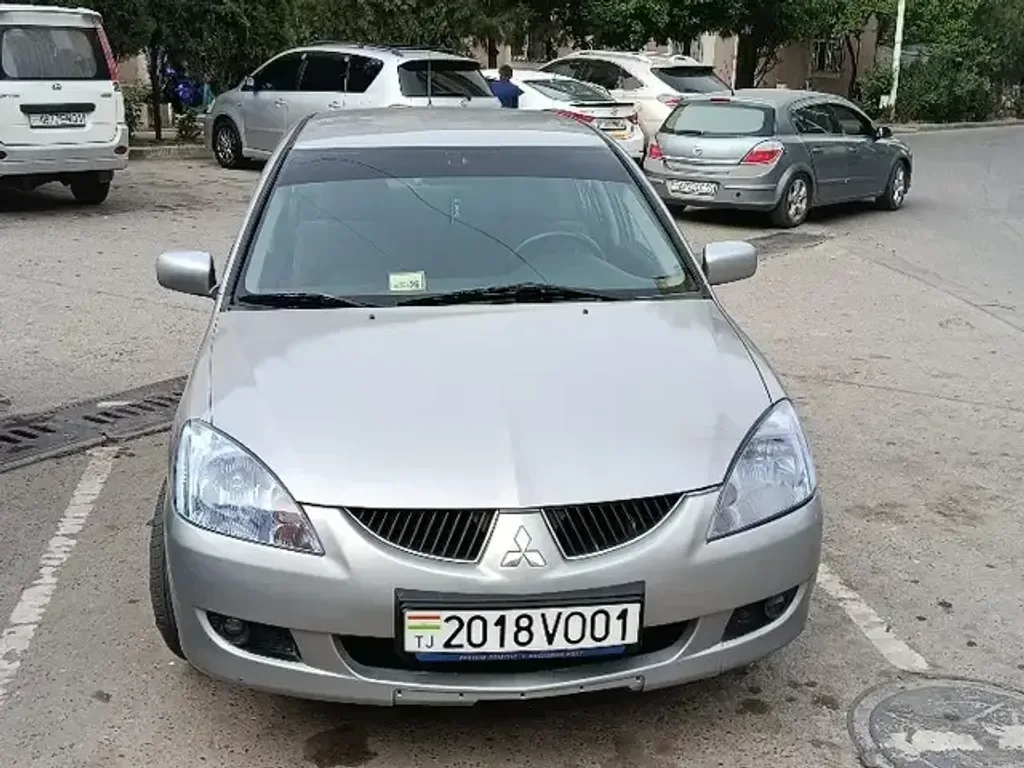 Mitsubishi Lancer