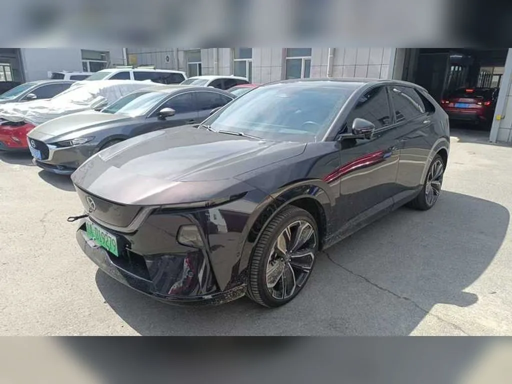 Mazda EZ 6