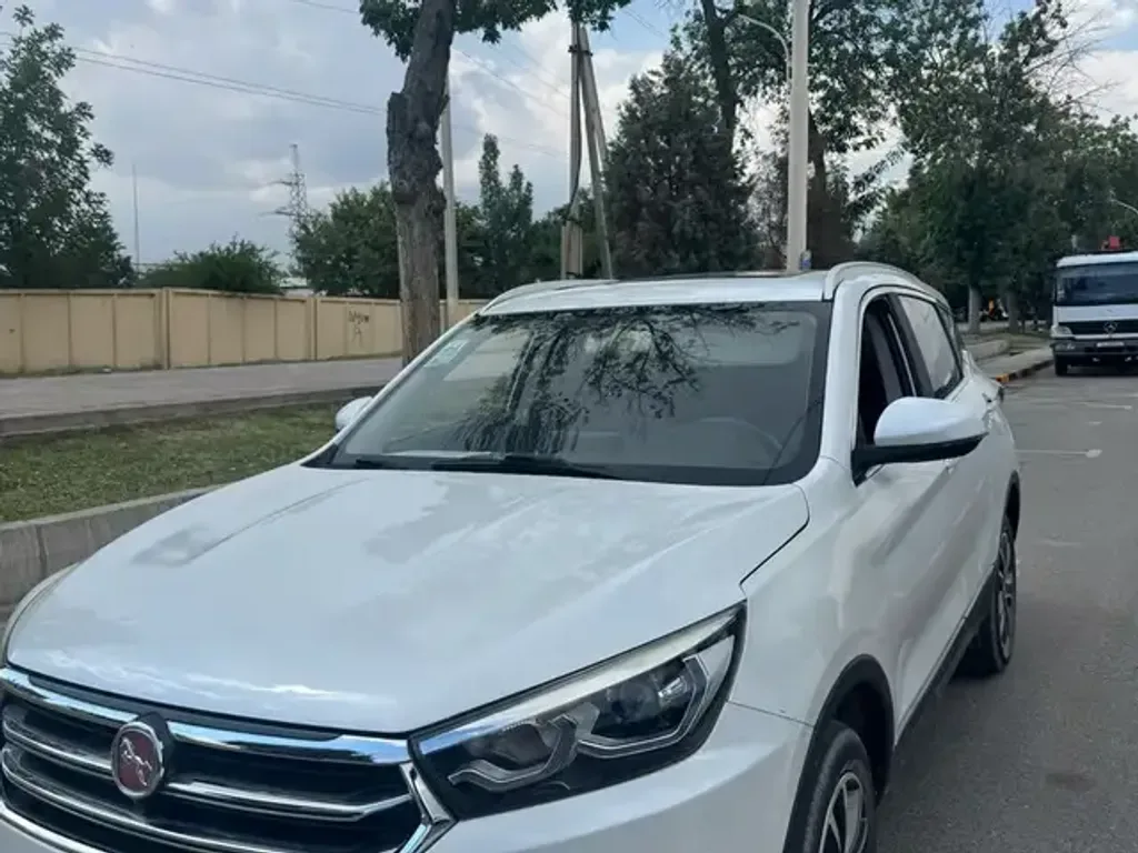 Roewe Rx5 II