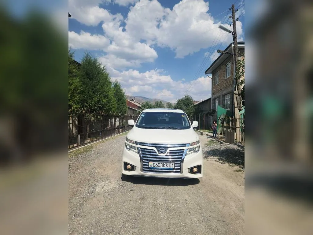Nissan Elgrand