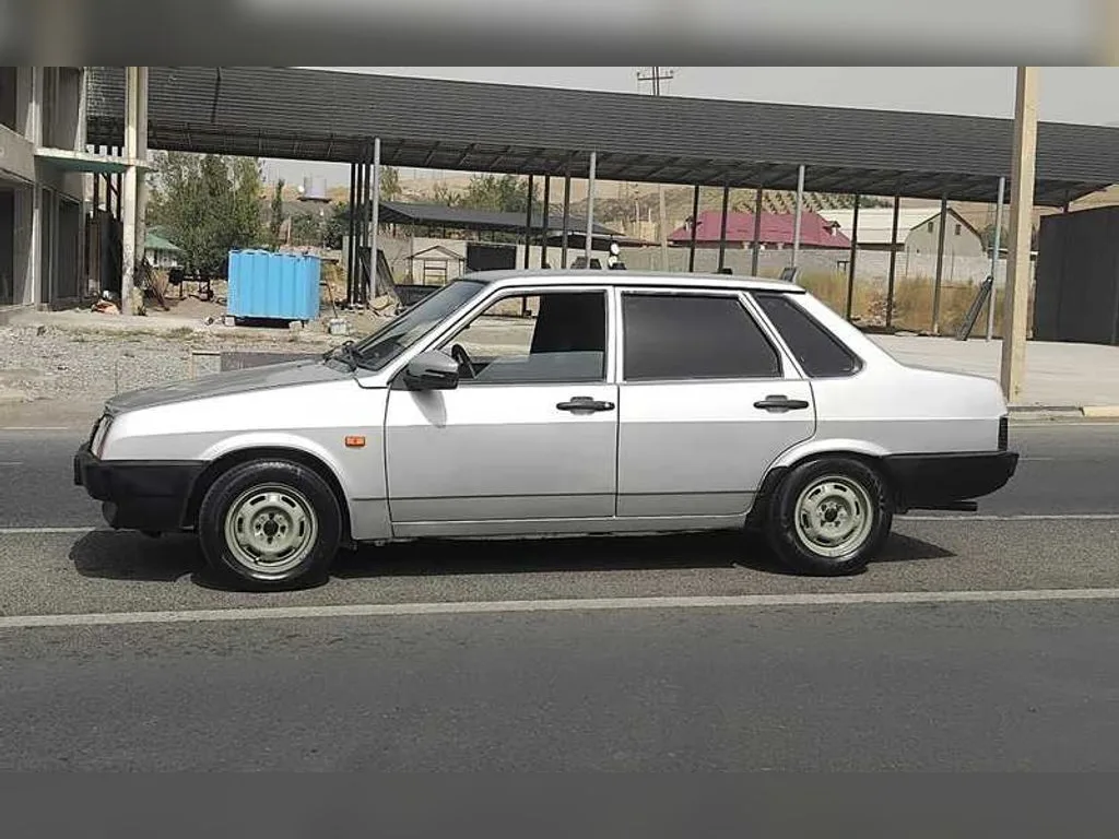 Lada 21099