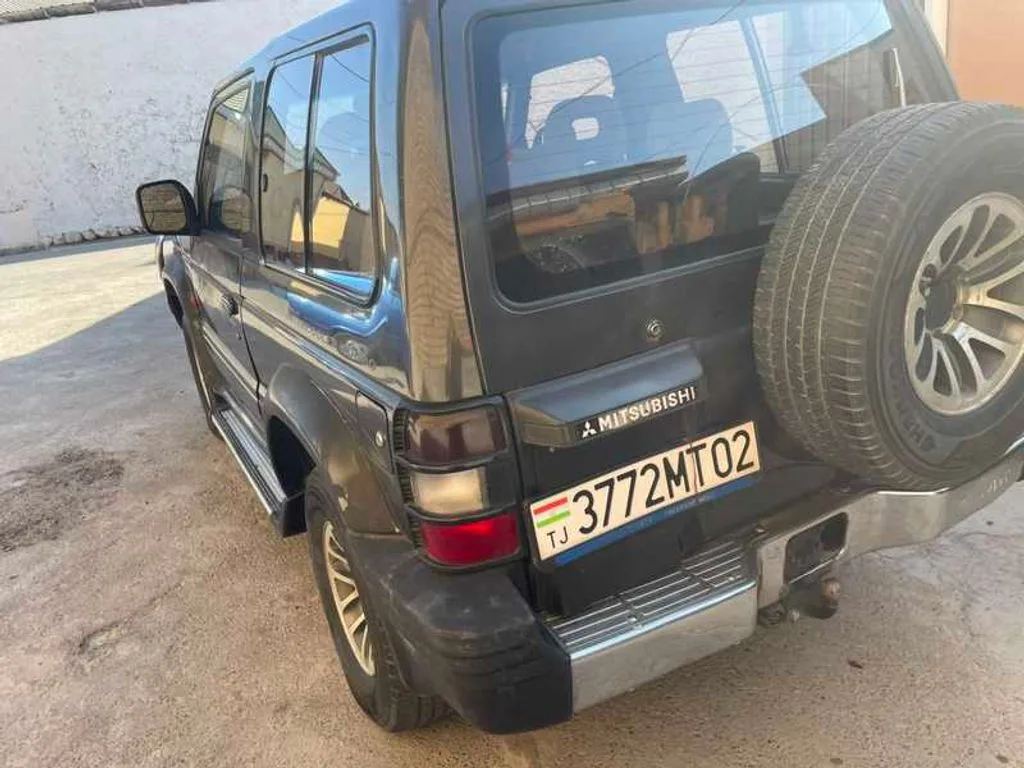 Mitsubishi Montero