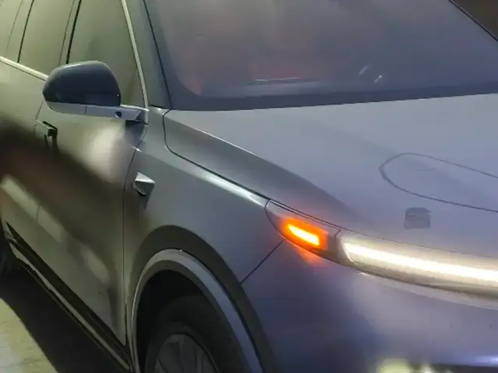 Li Auto auto-xiang-l9