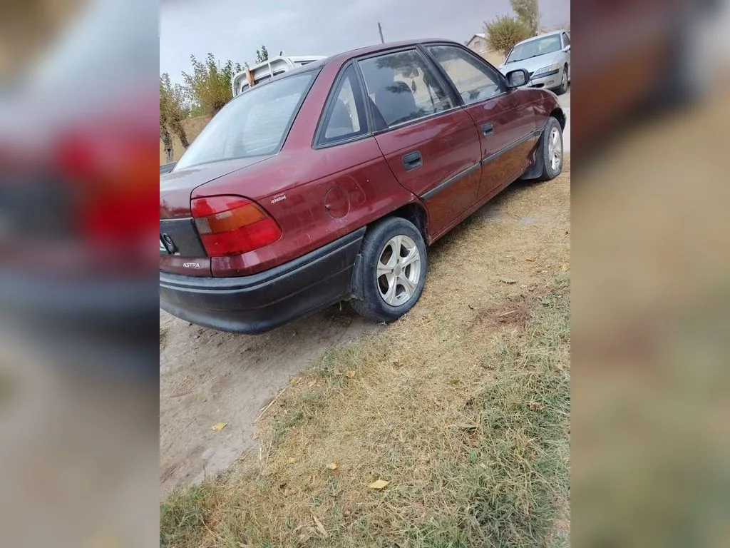 Opel Astra F