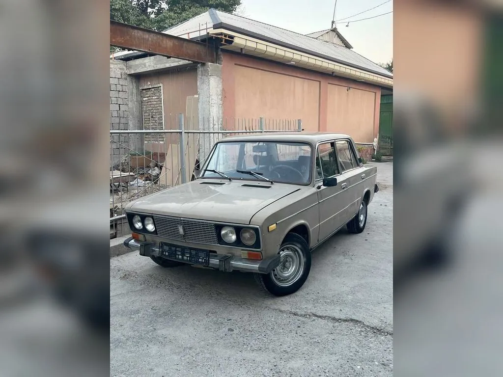 Lada 2106