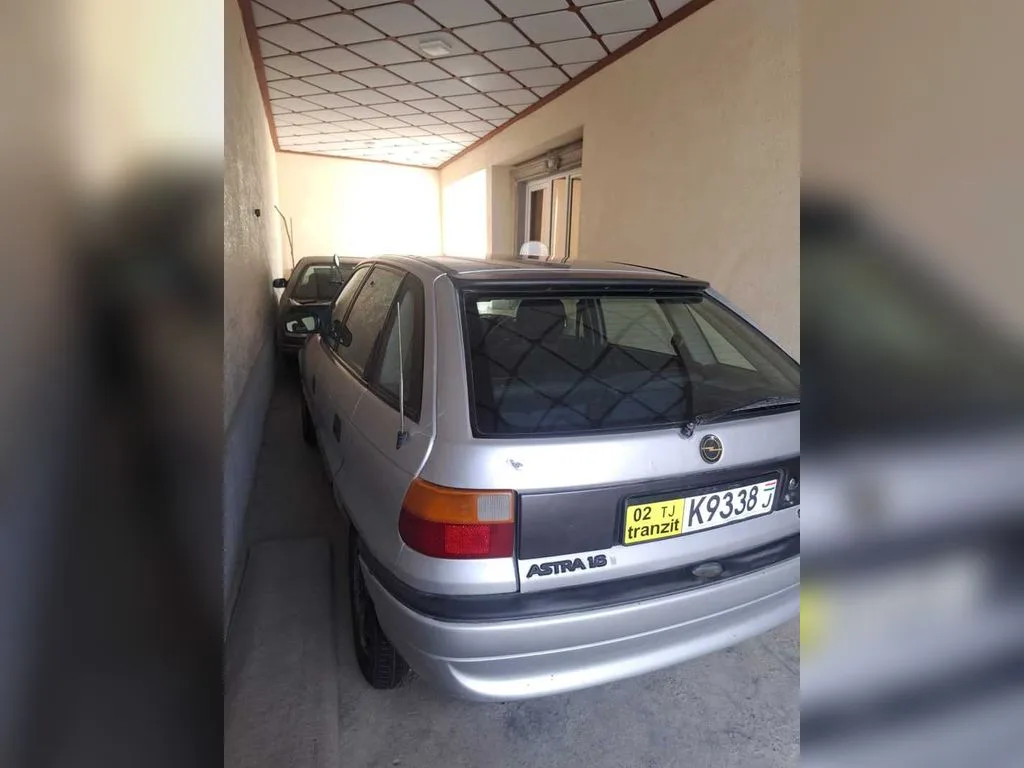 Opel Astra F