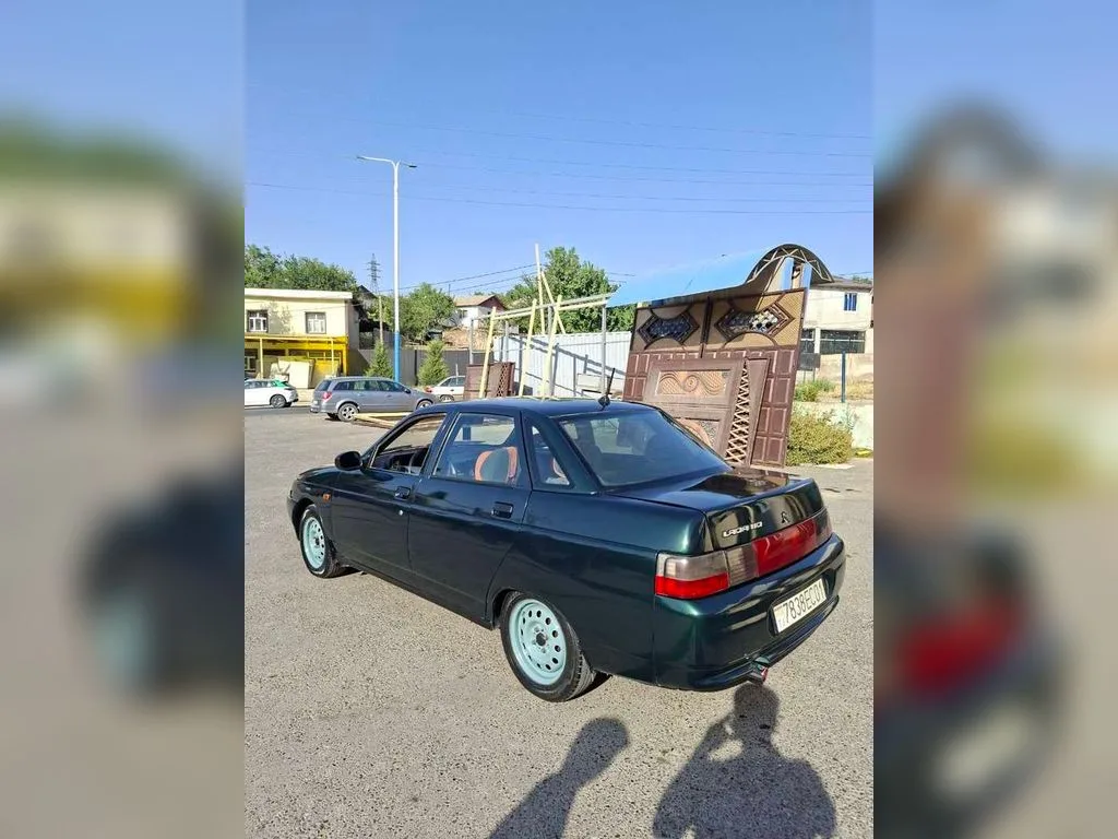 Lada 2110