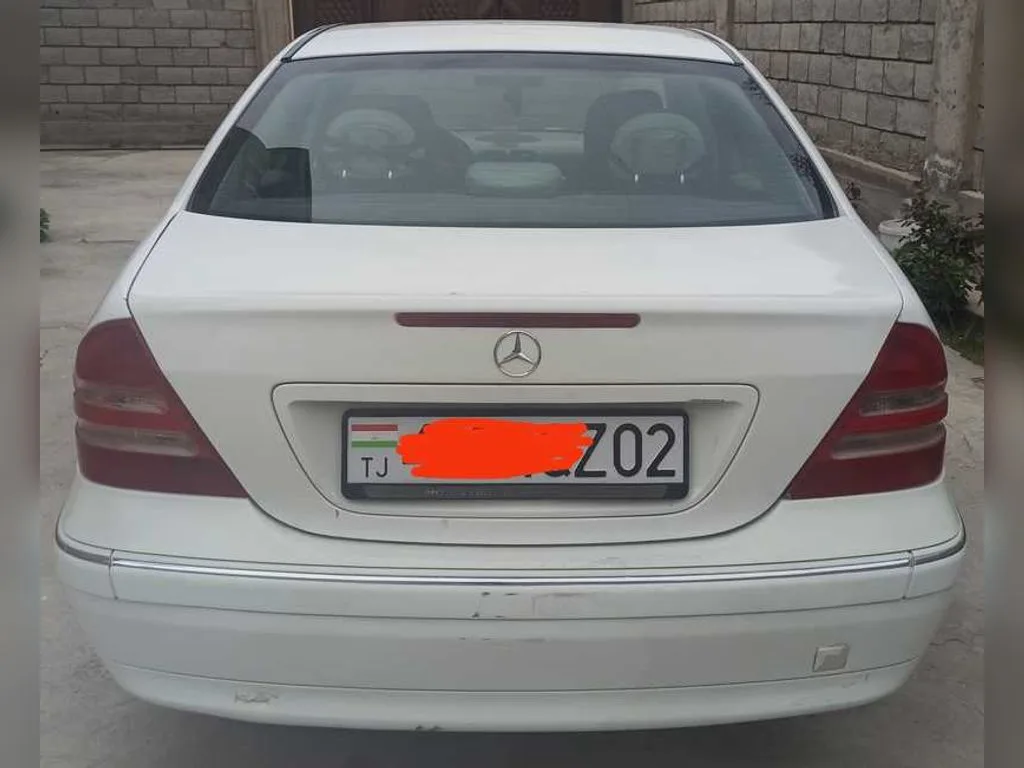 Mercedes-Benz C-Class