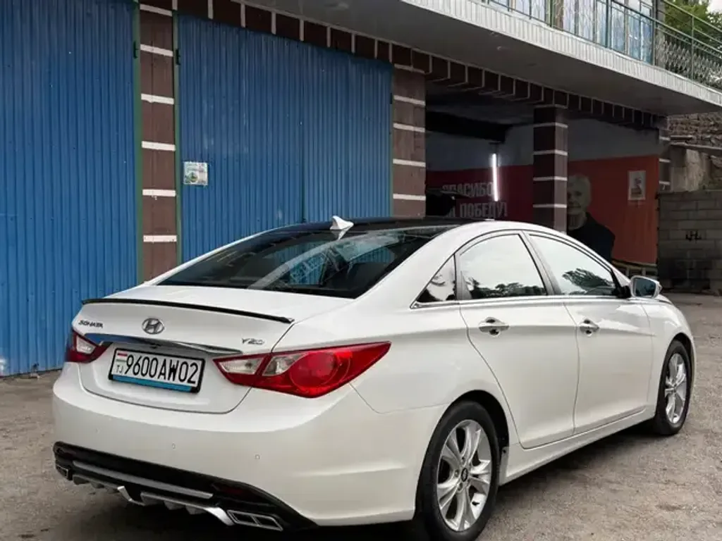 Hyundai Sonata