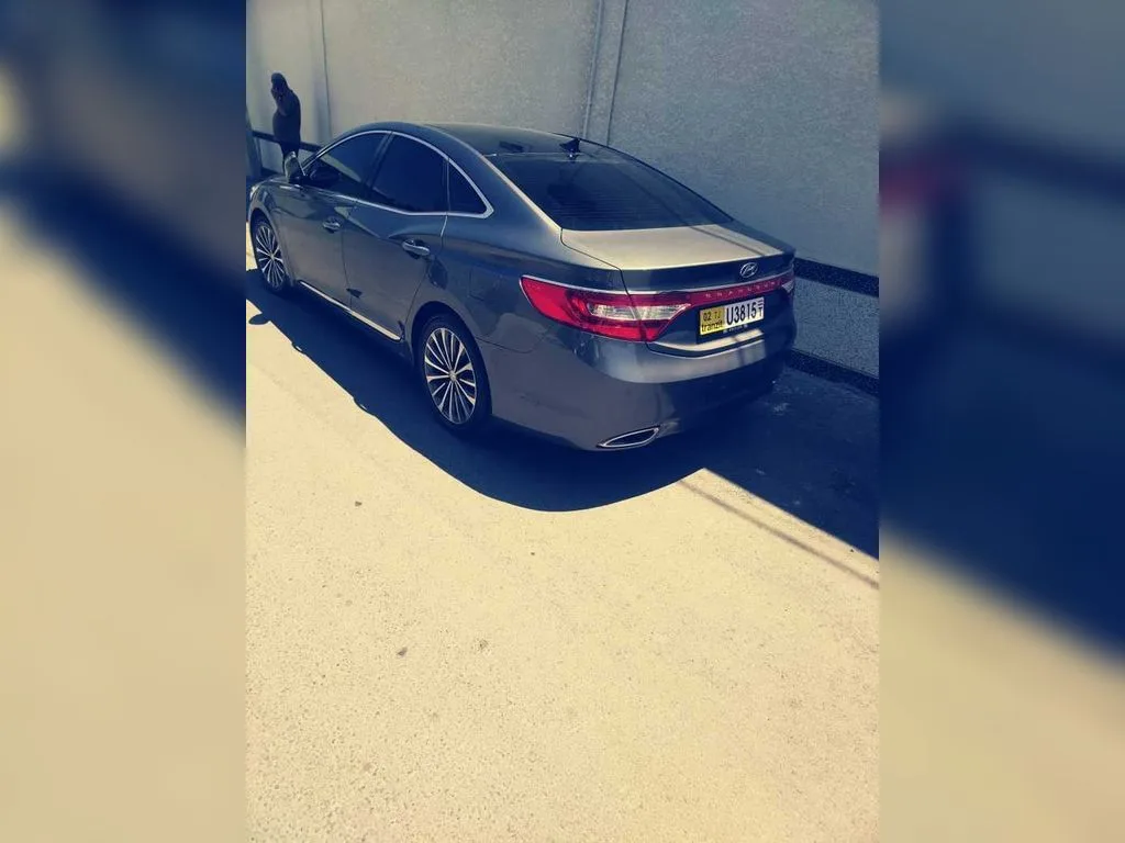 Hyundai Grandeur