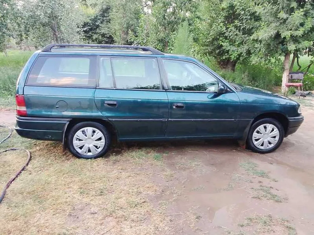Opel Astra F