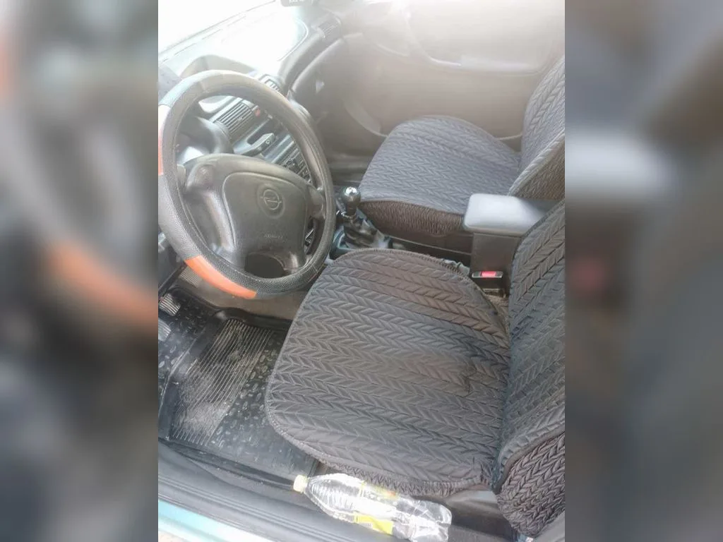 Opel Astra F