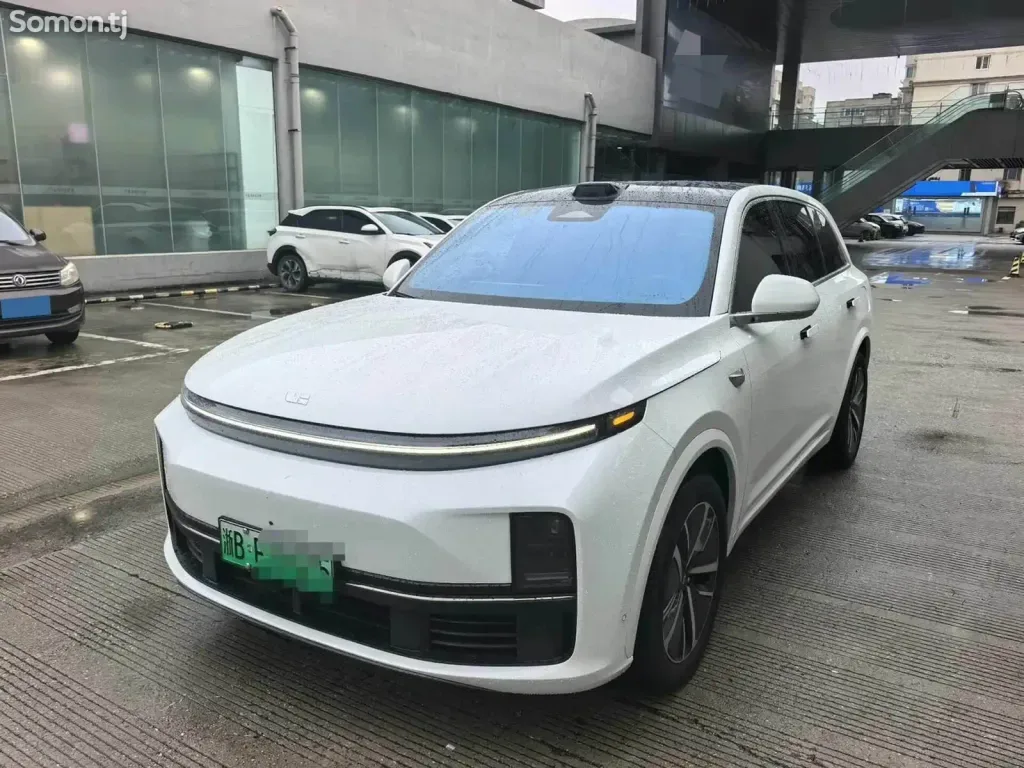 Li Auto L7