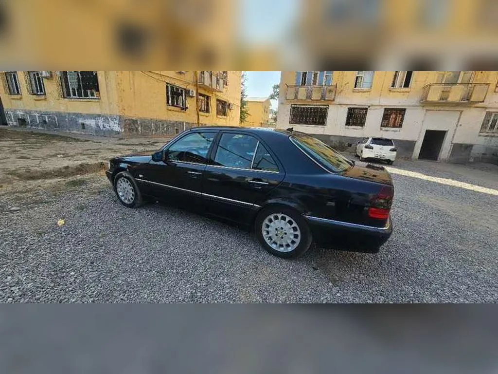Mercedes-Benz W201