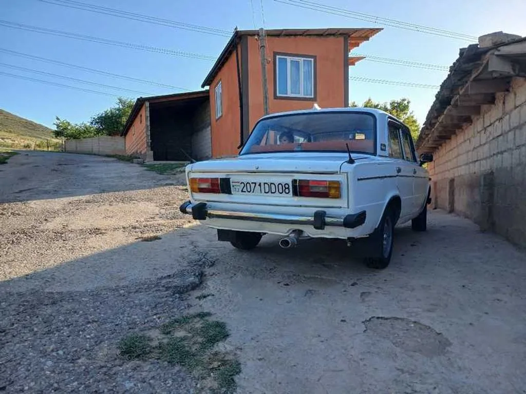 Lada 2106
