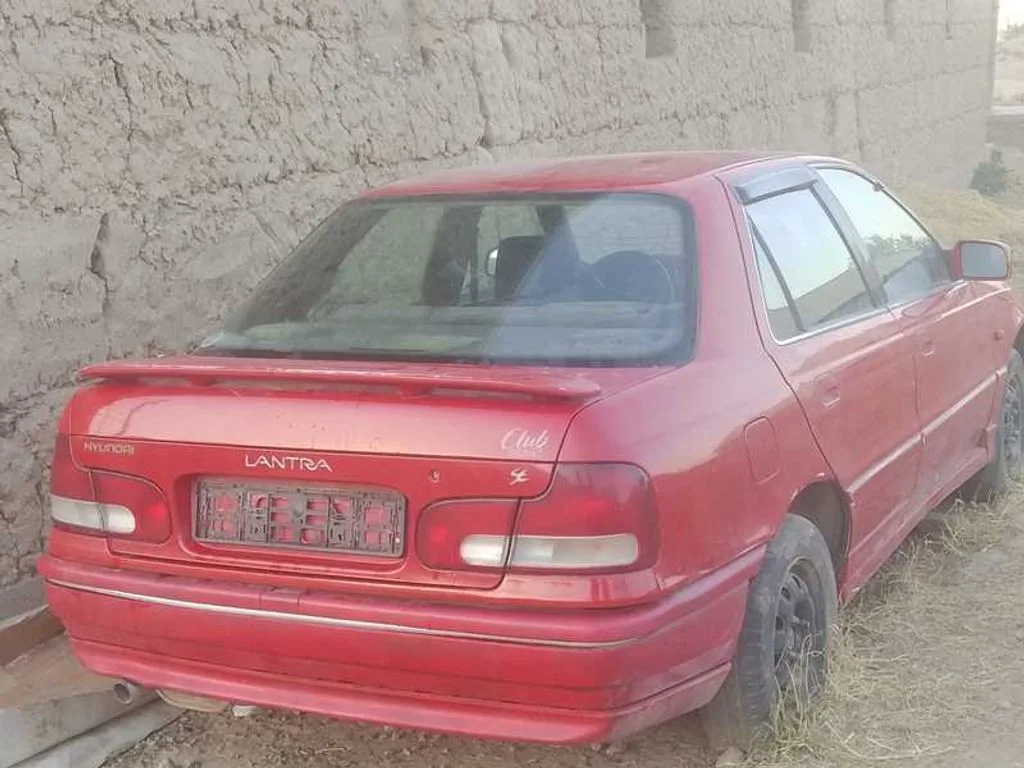 Hyundai Lantra
