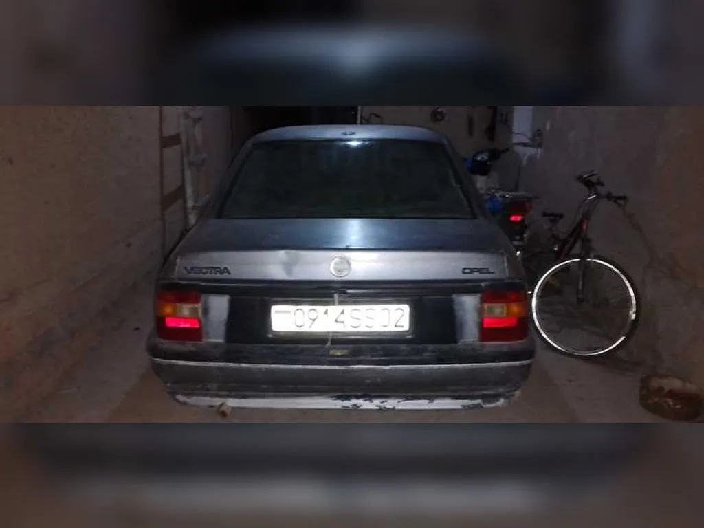 Opel Vectra A