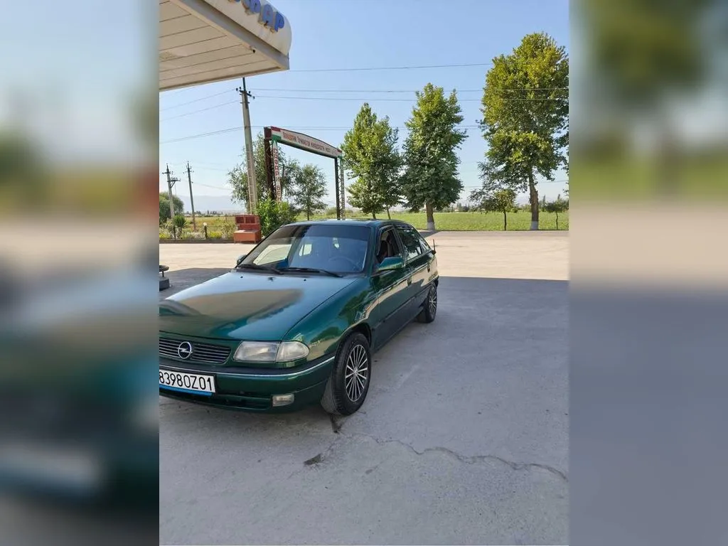 Opel Astra F